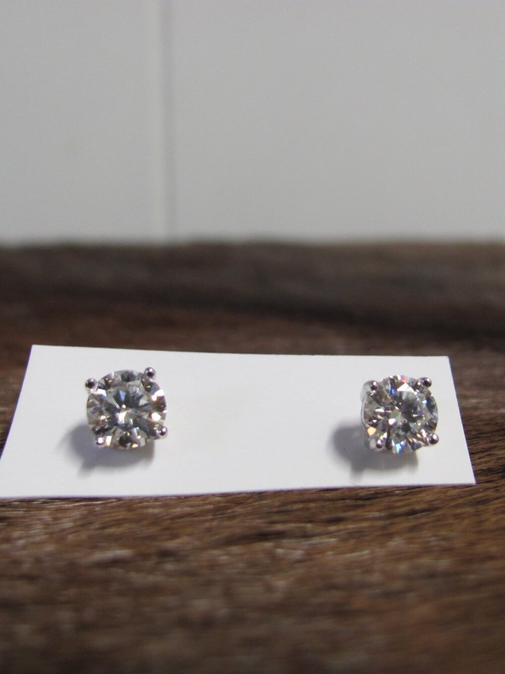 1.6 CTW .925 STERLING SILVER ROUND MOISSANITE EARRINGS NWT
